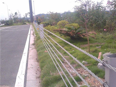 缆索护栏